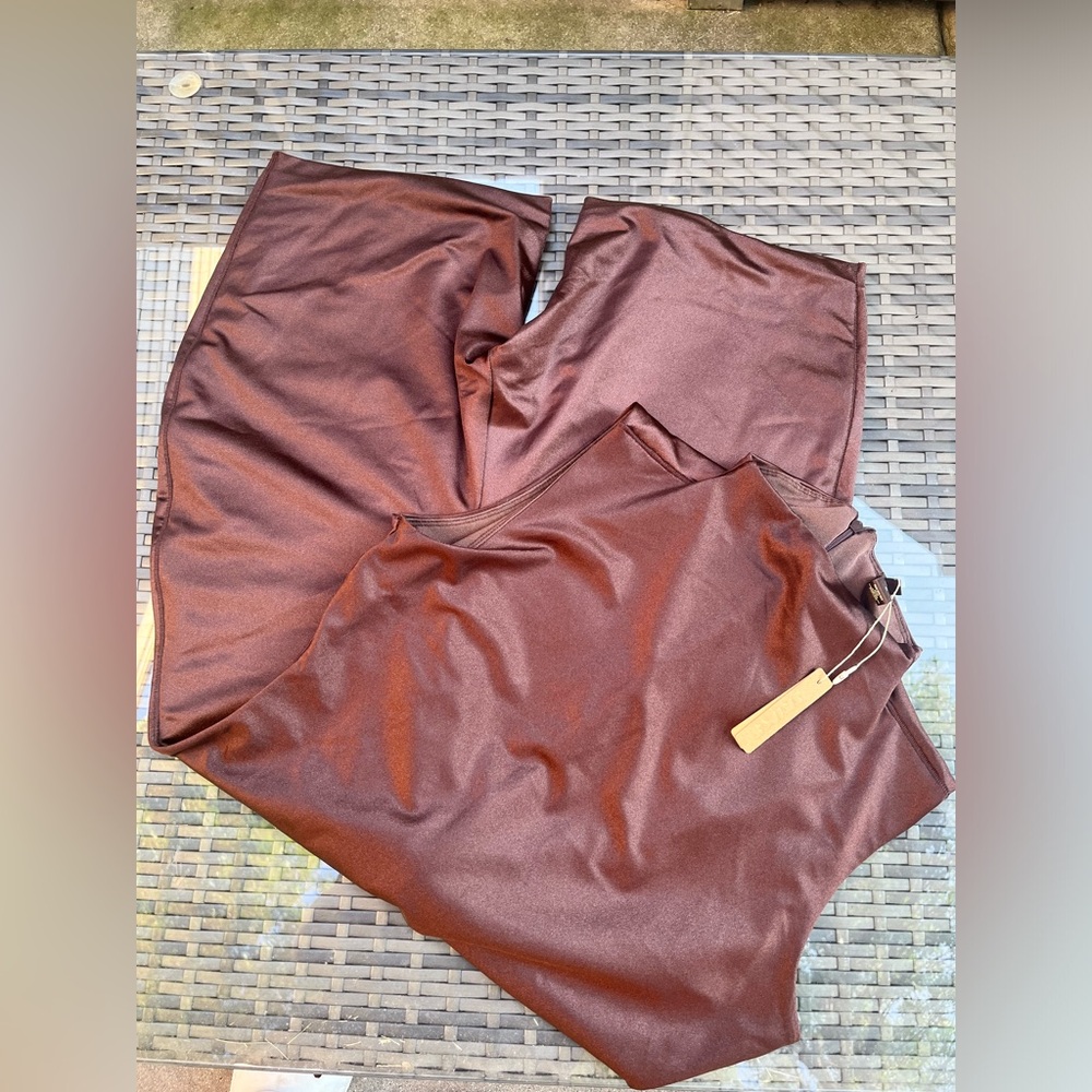 NWT SKIMS Mock Neck Bodysuit